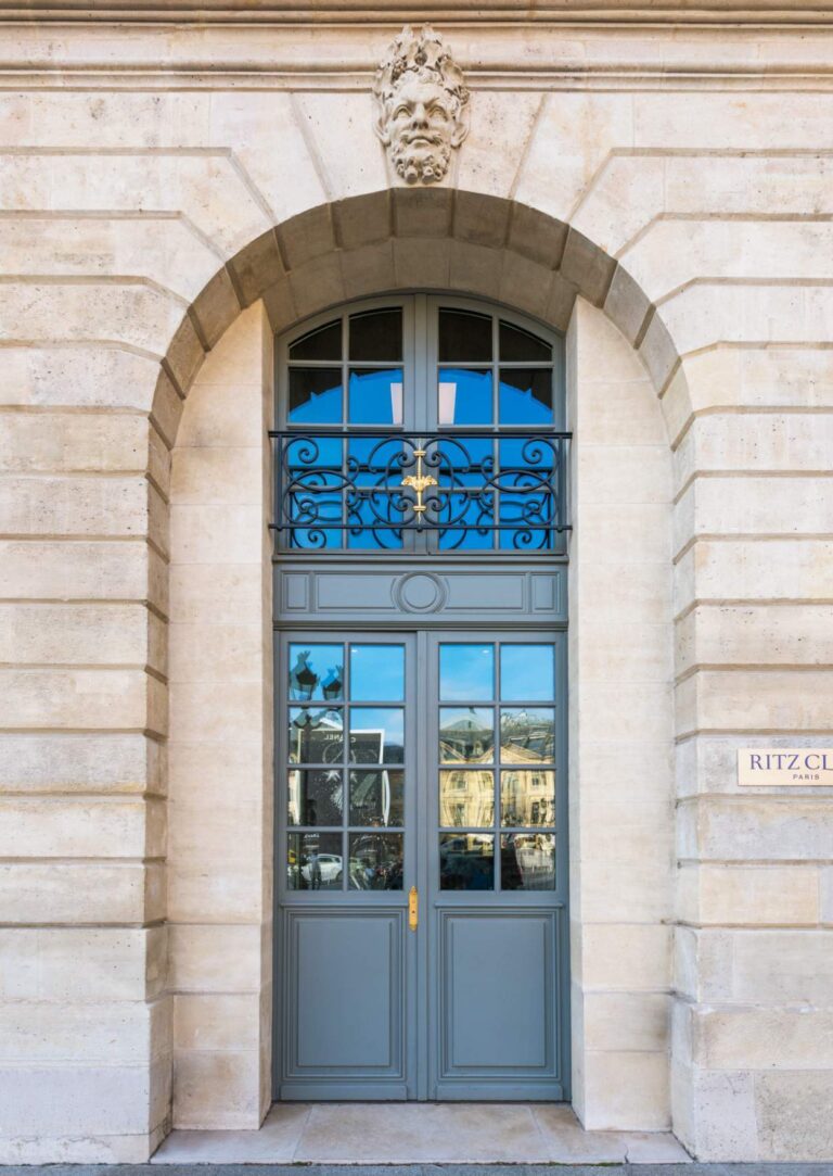 Photo porte extérieure Ritz