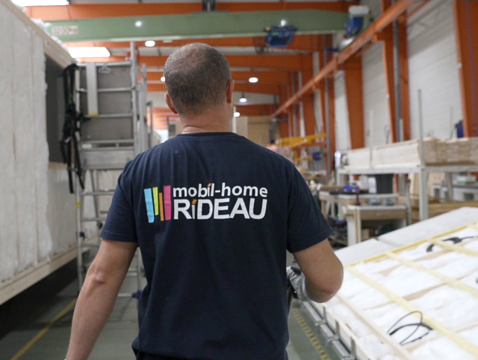 Employé de mobil-home Rideau de dos